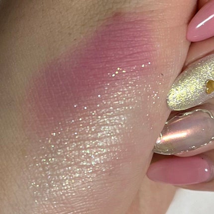 ラズル アイカラー/エレガンス ラズル /単色アイシャドウを使ったクチコミ(3枚目)