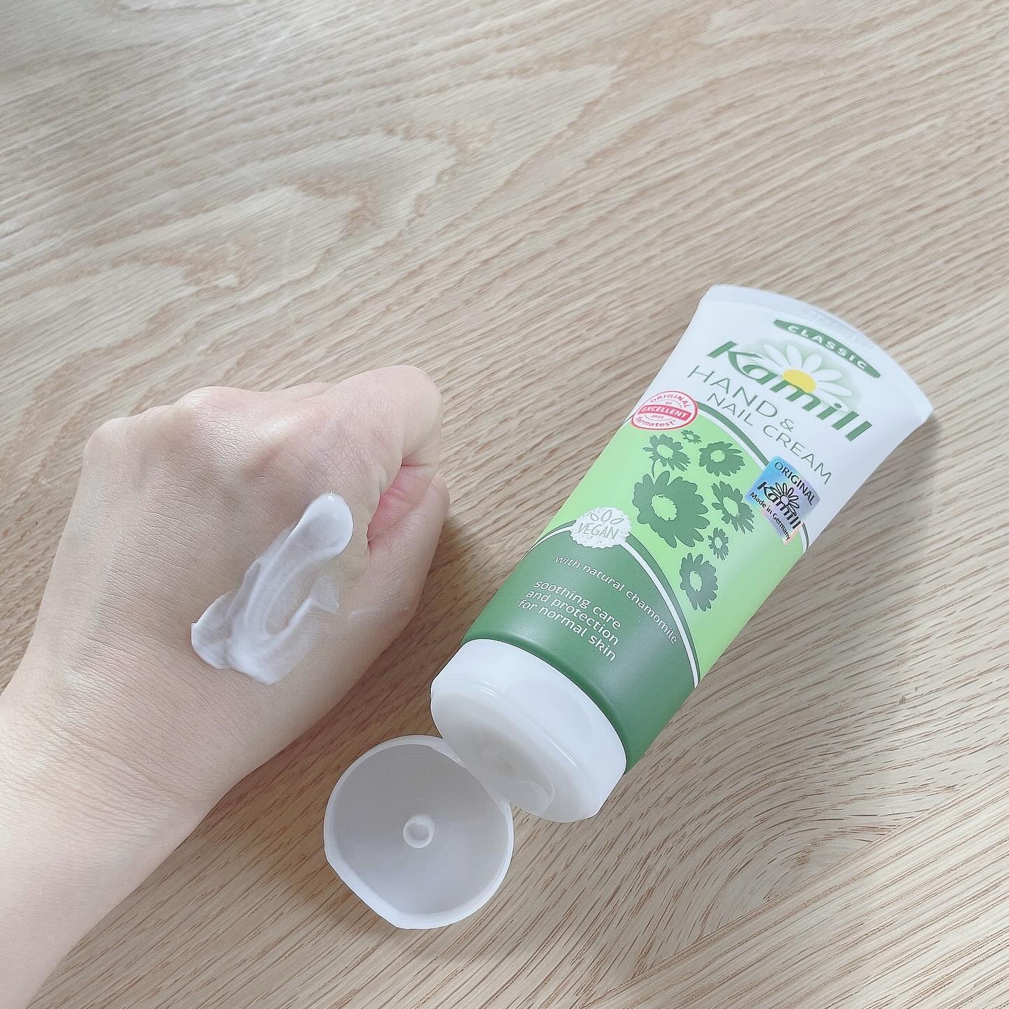 ハンド＆ネイルクリーム クラシック 3OML ミニ/カミール/ハンドクリームを使ったクチコミ（2枚目）