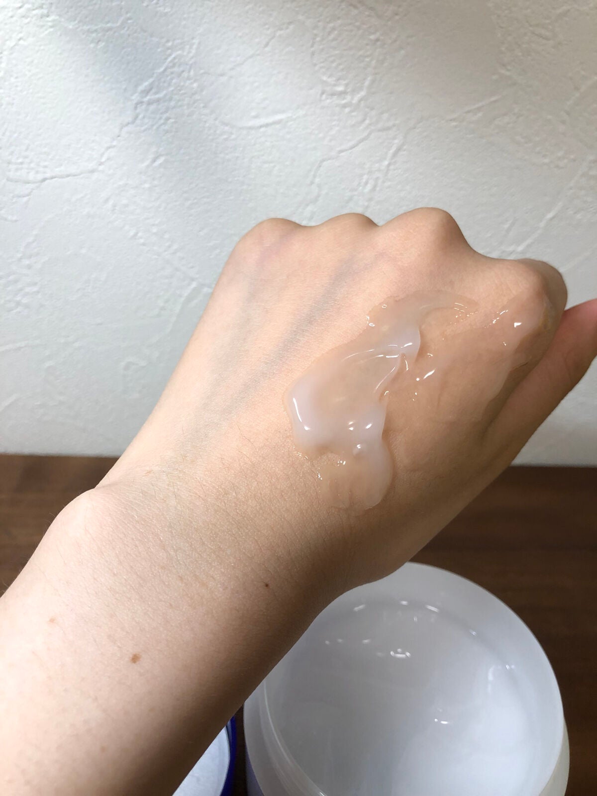 ハトムギ保湿ジェル(ナチュリエ スキンコンディショニングジェル)/ナチュリエ/美容液を使ったクチコミ(2枚目)