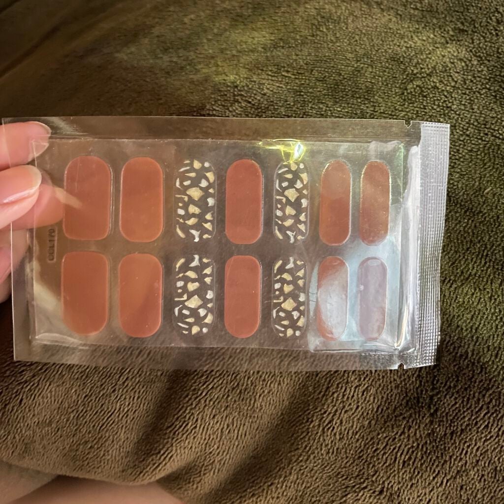 ネイルシール/Qoo10/ネイルシールを使ったクチコミ(1枚目)