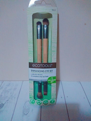 Eye Enhancing Duo Set/EcoTools/メイクブラシを使ったクチコミ（1枚目）