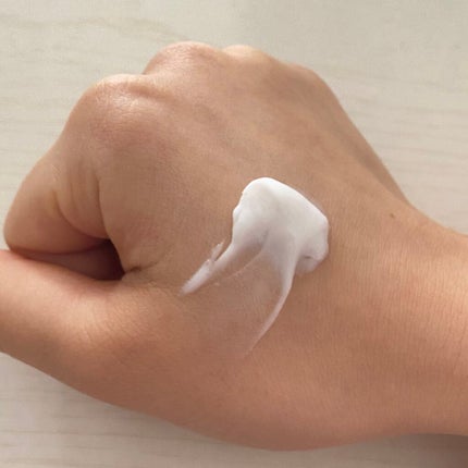 ヴァセリン アドバンスドリペア ボディローション 無香料/ヴァセリン/ボディローションを使ったクチコミ(2枚目)