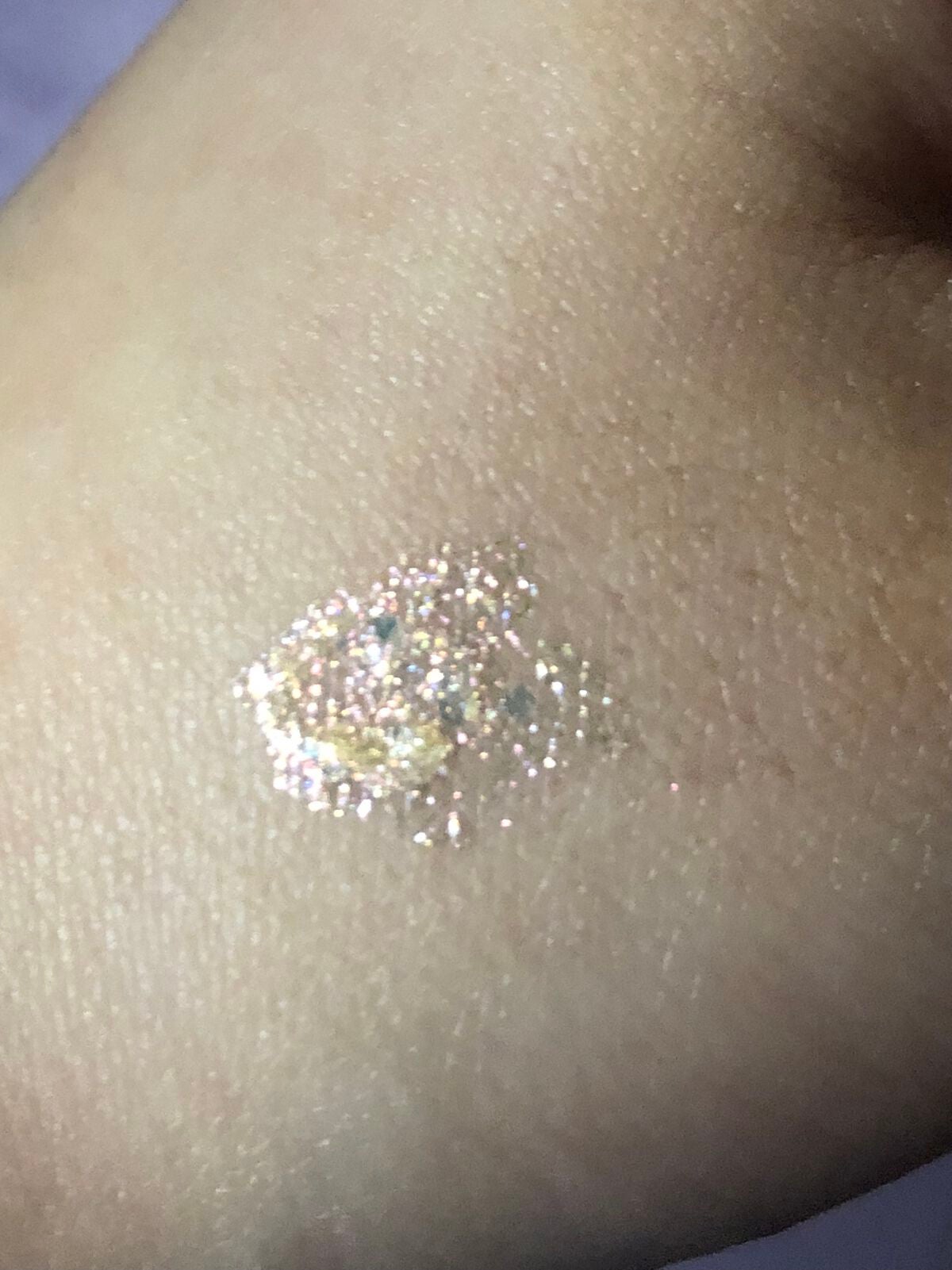 アンドバイロムアンド グラッシーアイグリッター/&nd by rom&nd/グリッターを使ったクチコミ(3枚目)