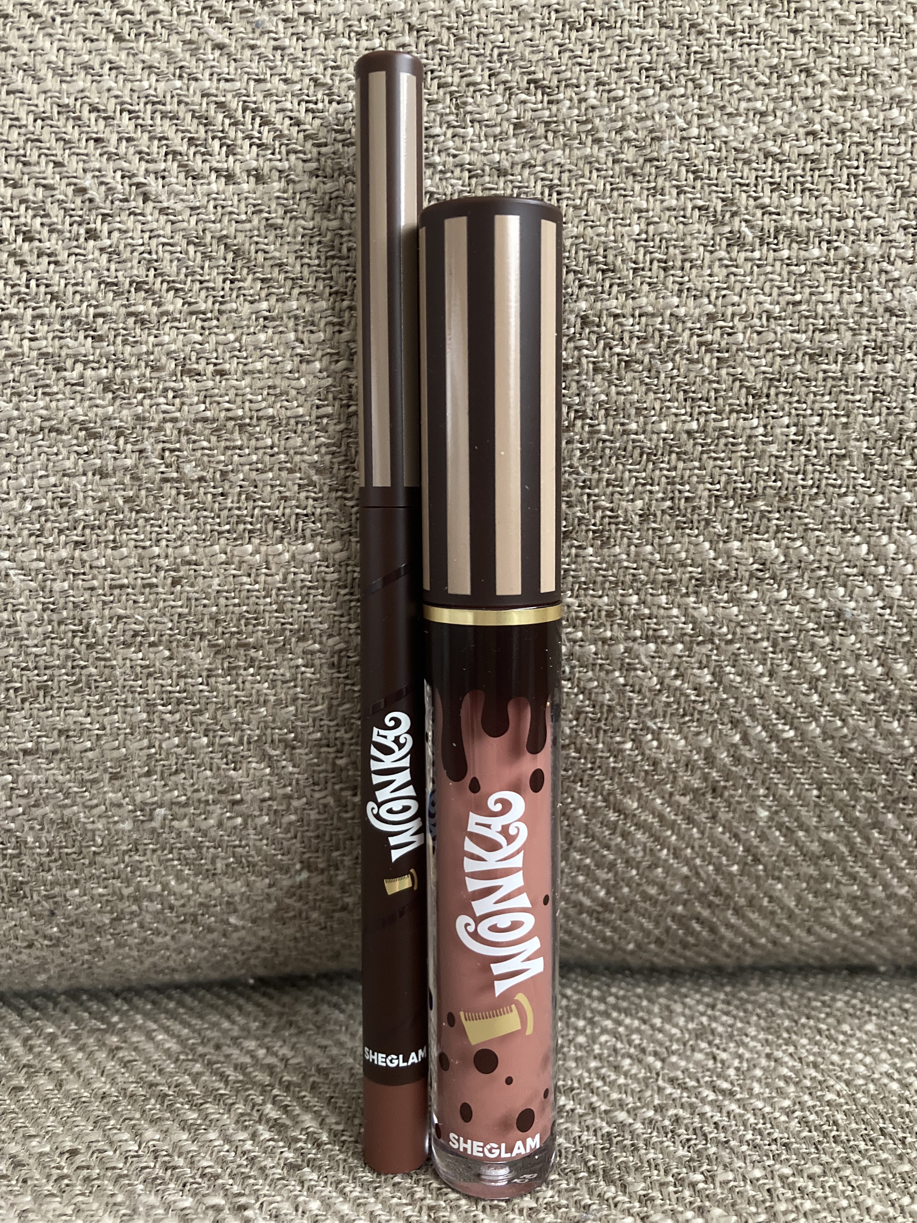 SHEGLAM Willy Wonkaリップ牛乳のクチコミ「SHEGLAM で購入したコスメの使用感を1商品づつレビューしたいと思います！

——————.....」（2枚目）