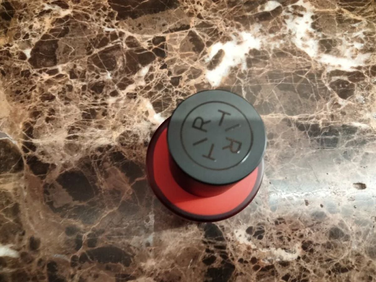 マスクフィットレッドファンデーション/TIRTIR(ティルティル)/リキッドファンデーションを使ったクチコミ(5枚目)