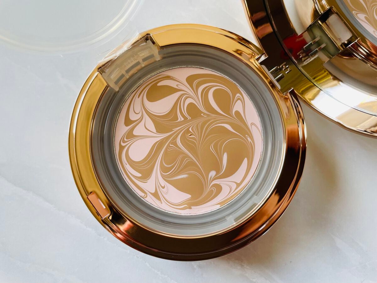 エッセンス カバー パクト モイスチャー/AGE20’s/リキッドファンデーションを使ったクチコミ(1枚目)