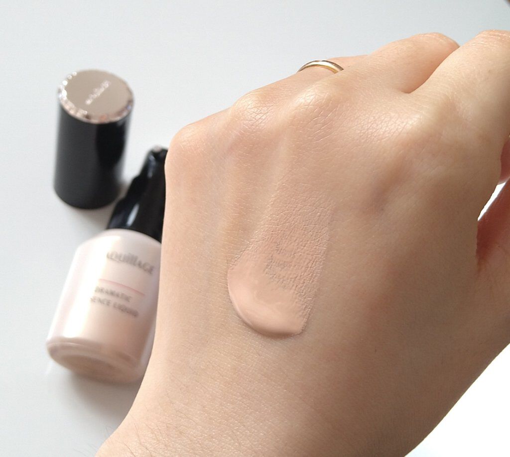 ドラマティックエッセンスリキッド/マキアージュ/リキッドファンデーションを使ったクチコミ（3枚目）