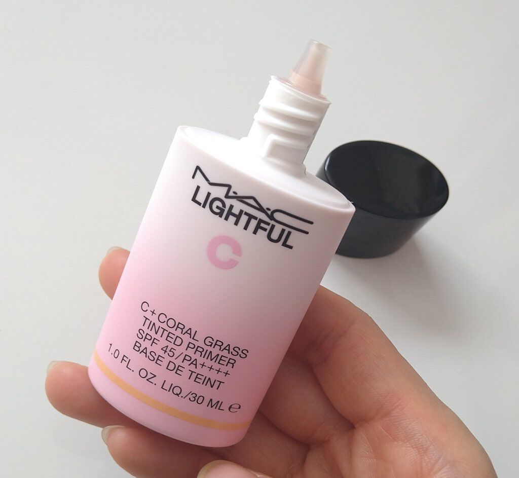 ライトフル C３ ナチュラル シルク パウダーファンデーション/M・A・C/パウダーファンデーションを使ったクチコミ（2枚目）