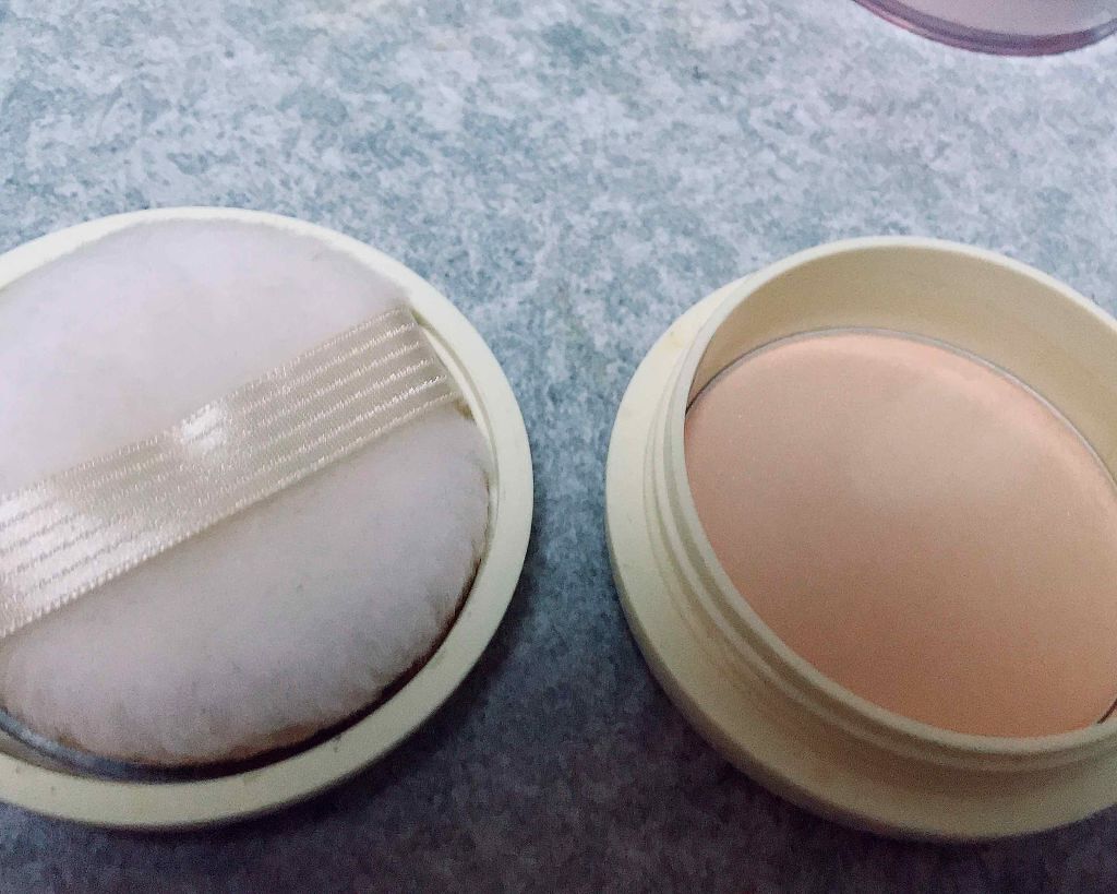 フェイスパウダー ハイカバー 白肌オークル/クリアラスト/プレストパウダーを使ったクチコミ(1枚目)