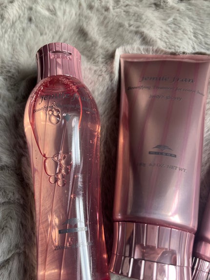 シャンプー(ダイヤ) ふつう〜硬毛用/ジェミールフラン/サロンシャンプーを使ったクチコミ(4枚目)