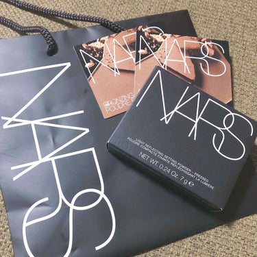 ライトリフレクティングセッティングパウダー　プレスト　N/NARS/プレストパウダーを使ったクチコミ（1枚目）