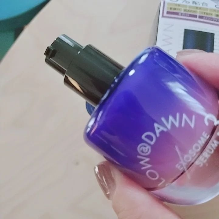 1stエクソソーム エクストラ3%セラム/GLOW@DAWN/美容液を使ったクチコミ(4枚目)