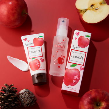 ❤️🍎蜜があふれる真っ赤なりんごの香り🍎❤️

去年から定番商品となった「恋りんごの香り」は
恋の始まりを予感させるようなキュンとときめく甘い香り。

寒くなる季節にぴったりな、甘くて可愛らしい香りを
