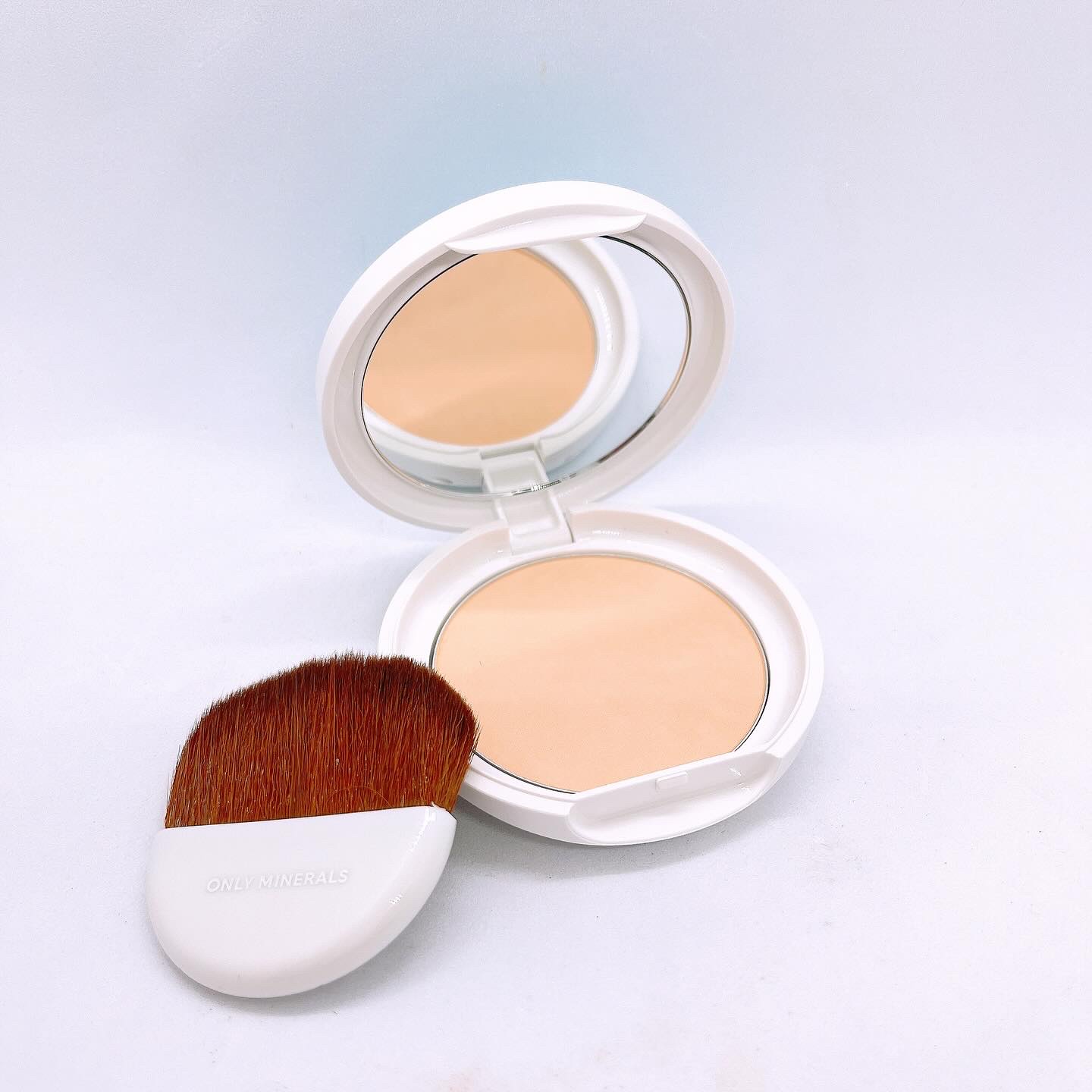 ミネラルUVパウダーS クールコンフォート/ONLY MINERALS/プレストパウダーを使ったクチコミ（2枚目）