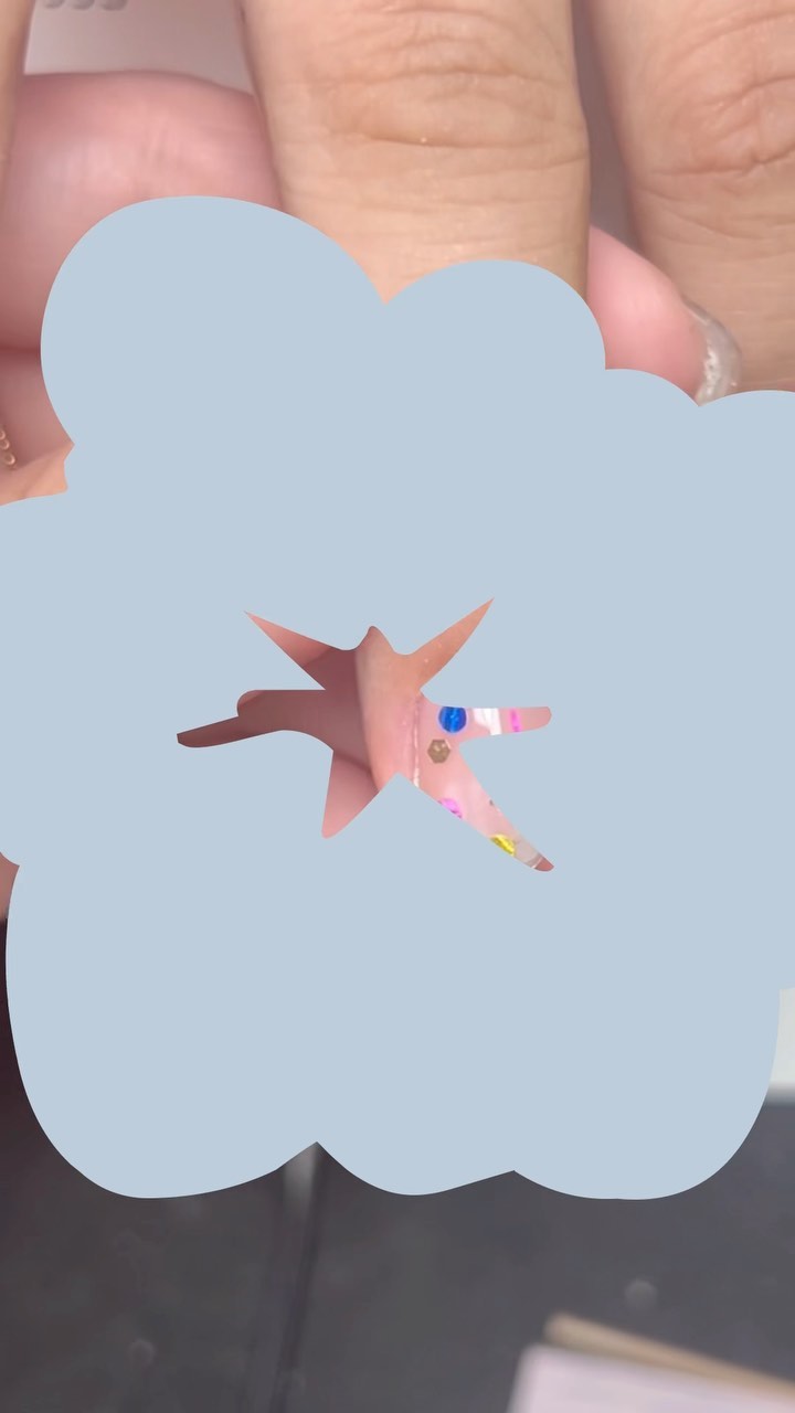 #カラフルネイル,#個性的ネイル,#個性派ネイル,#シンプルネイル,#韓国ネイル,#クリアネイル,#ホロネイル,#ホログラムネイルのネイルデザイン