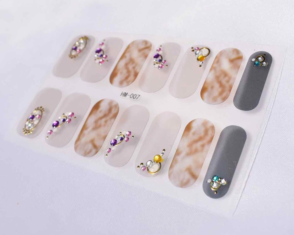 ネイルシール/Qoo10/ネイルシールを使ったクチコミ(2枚目)