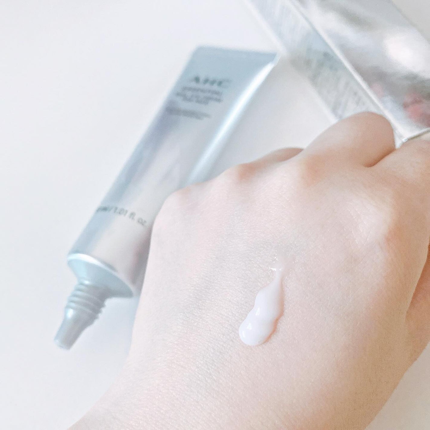 エッセンシャル リアル アイクリーム フォーフェイス/AHC/アイケア・アイクリームを使ったクチコミ(2枚目)