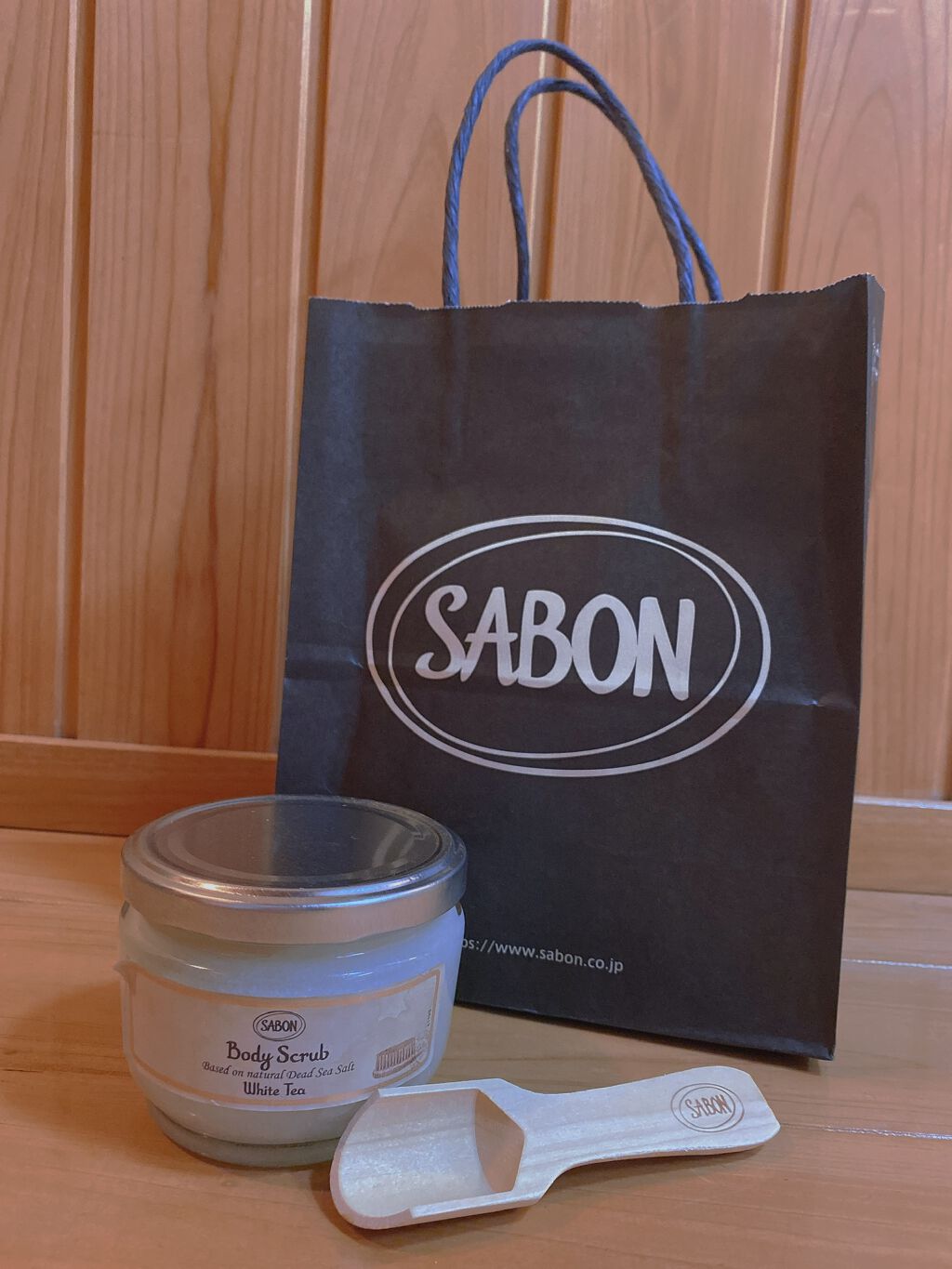 ぽむ on LIPS 「以前、ひじと膝がガサガサで多少黒かったのですが友人から誕生日プ..」(1枚目)