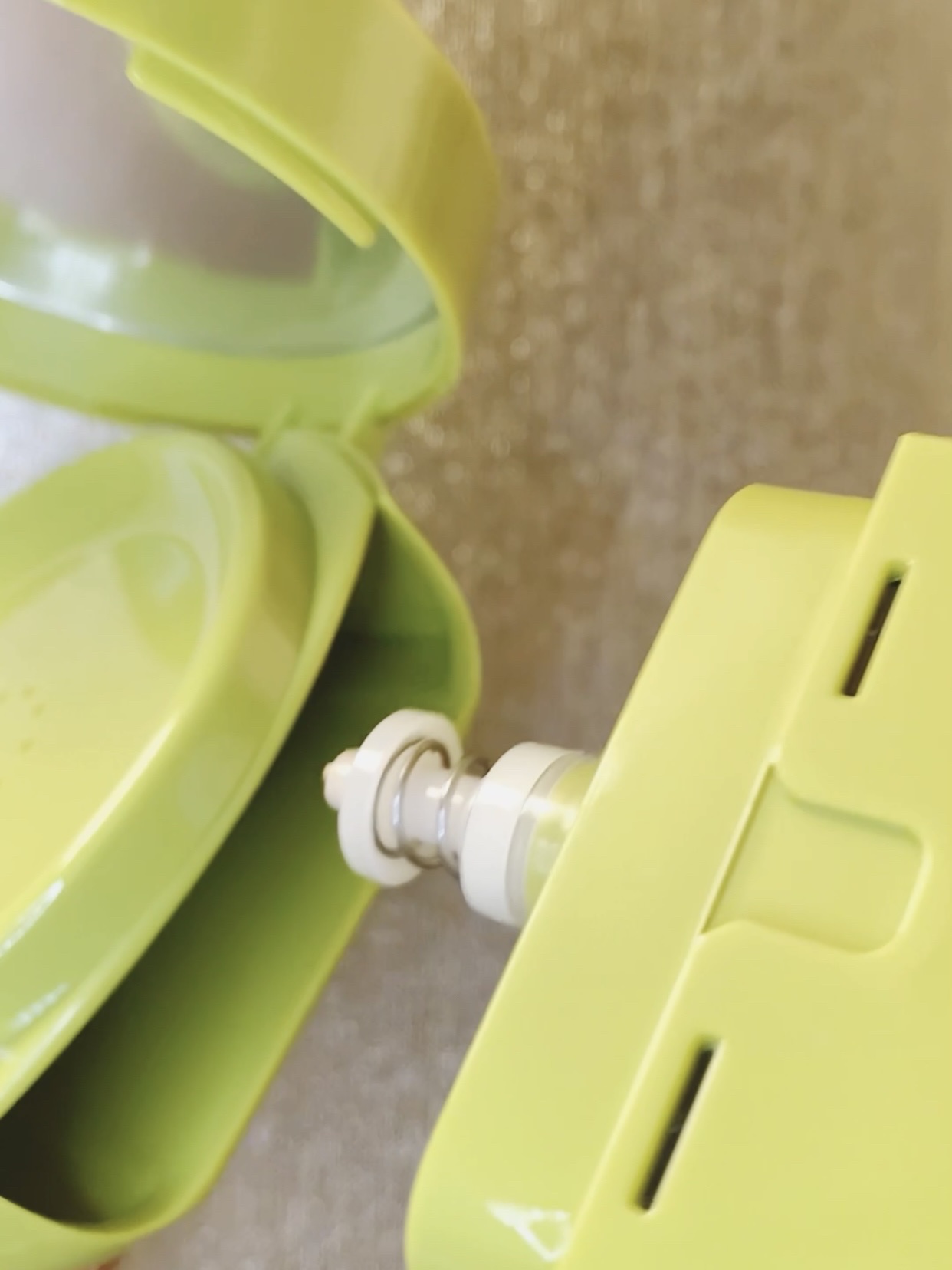 サテンウエアヘルシーグリーンクッション 21N EBURNEAN エバニン/unleashia/クッションファンデーションを使ったクチコミ（3枚目）