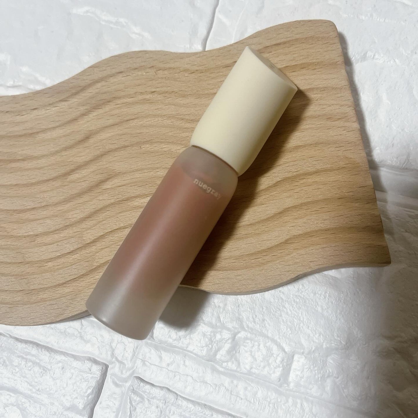 デイリームードマットリキッド/nuegray/リップグロスを使ったクチコミ(2枚目)