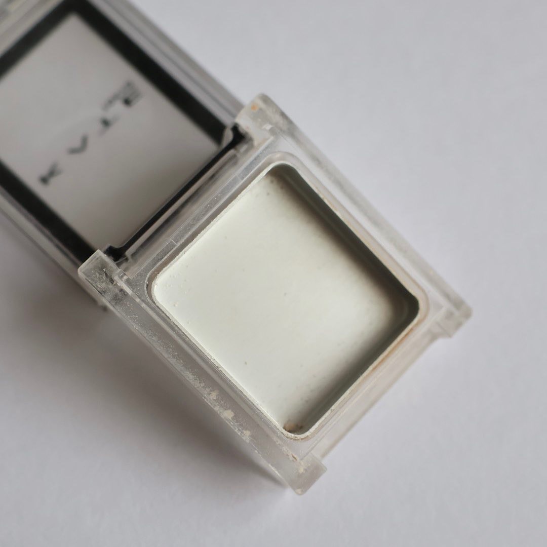 ケイト ザ アイカラー 046 ホワイトベージュ/KATE/単色アイシャドウを使ったクチコミ（2枚目）