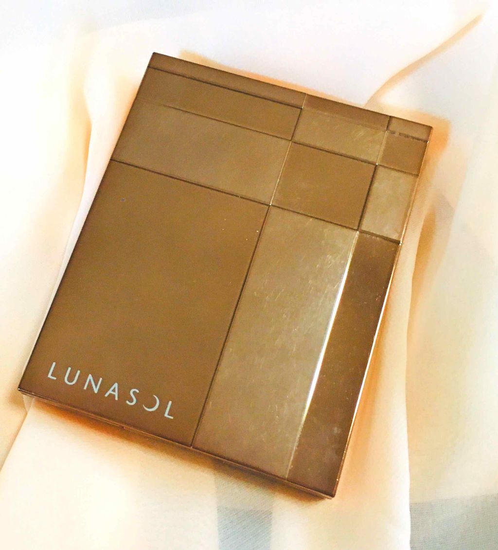 スキンモデリングアイズ/LUNASOL/アイシャドウパレットを使ったクチコミ(1枚目)