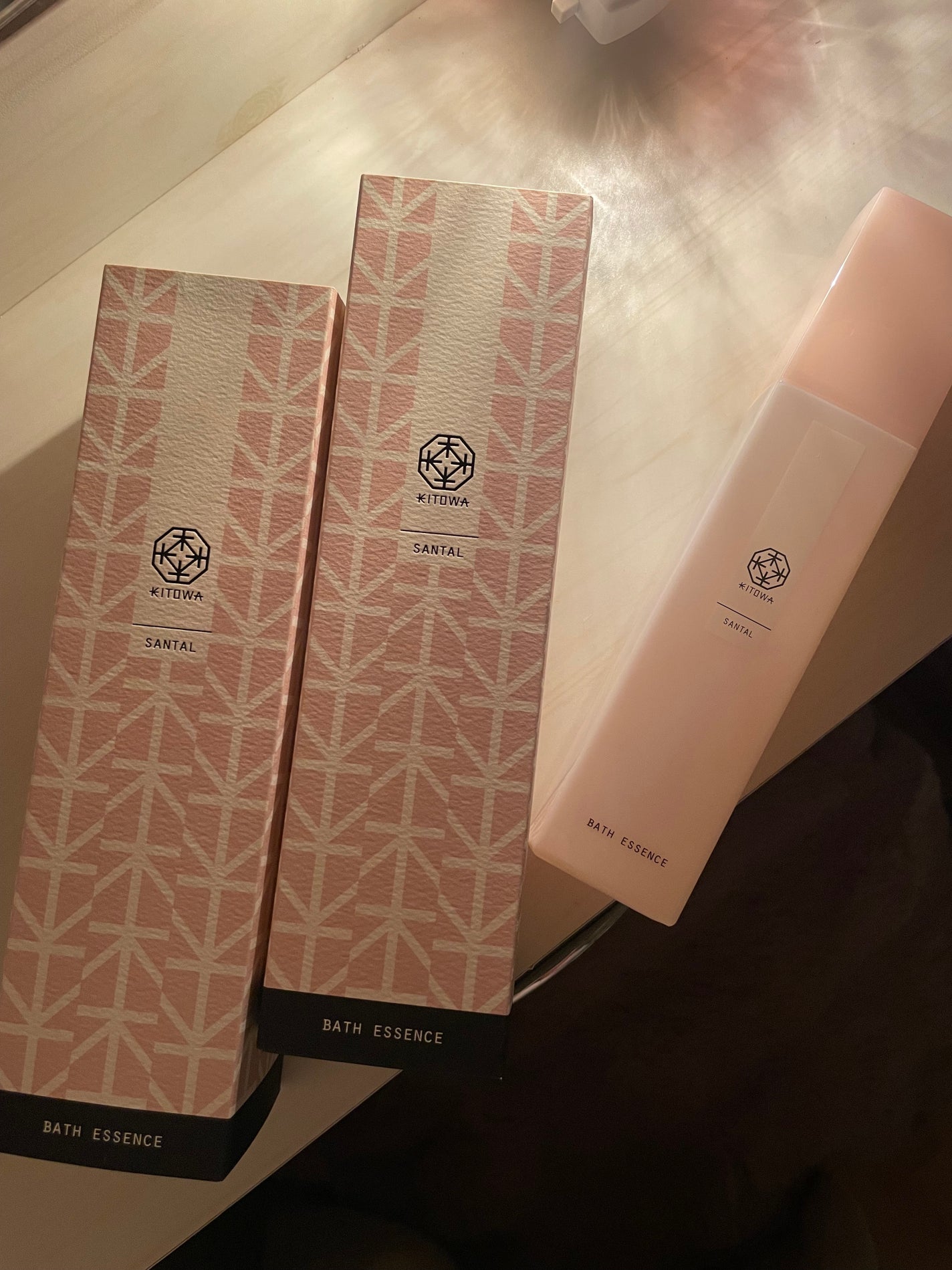 BATH ESSENCE SANTAL/KITOWA/保湿系入浴剤を使ったクチコミ(1枚目)