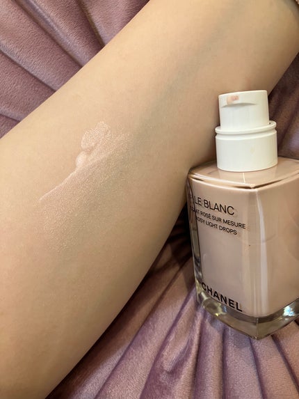 ル ブラン ロージー ドロップス/CHANEL/リキッドハイライトを使ったクチコミ(2枚目)