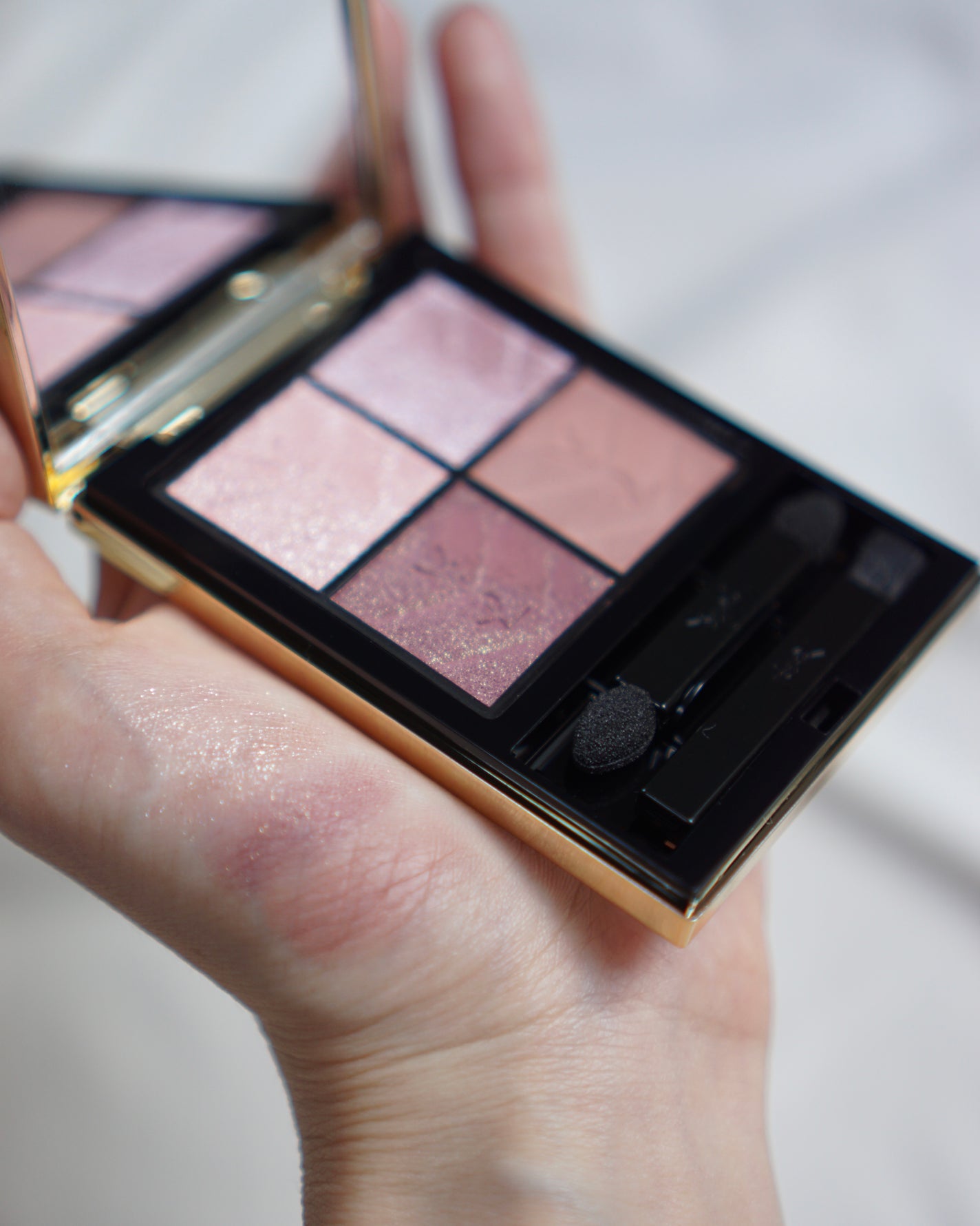 クチュール ミニ クラッチ/YVES SAINT LAURENT BEAUTE/アイシャドウパレットを使ったクチコミ(1枚目)