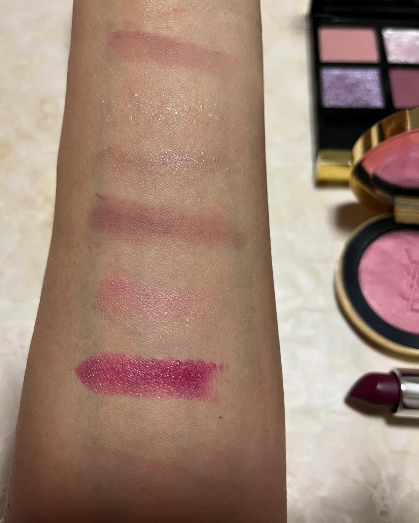 マキシマル スリーク サテン リップスティック/M・A・C/口紅を使ったクチコミ（2枚目）