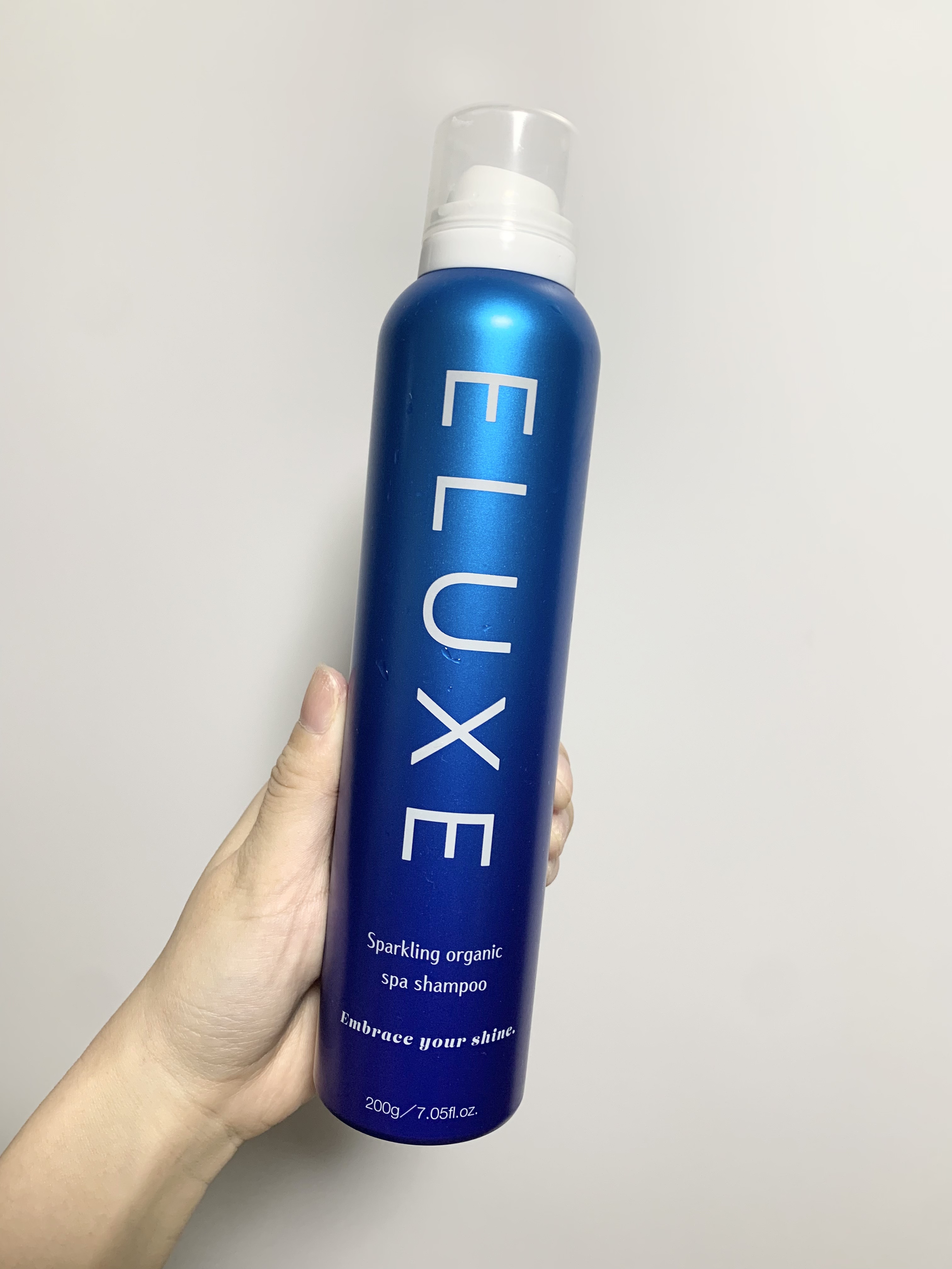 ELUXE  スパークリング オーガニック スパ シャンプーのクチコミ「贅沢なスパ体験を自宅で実現できるシャンプーです✨
炭酸泡で出てくるシャンプー✨
もこもこの弾力.....」（1枚目）