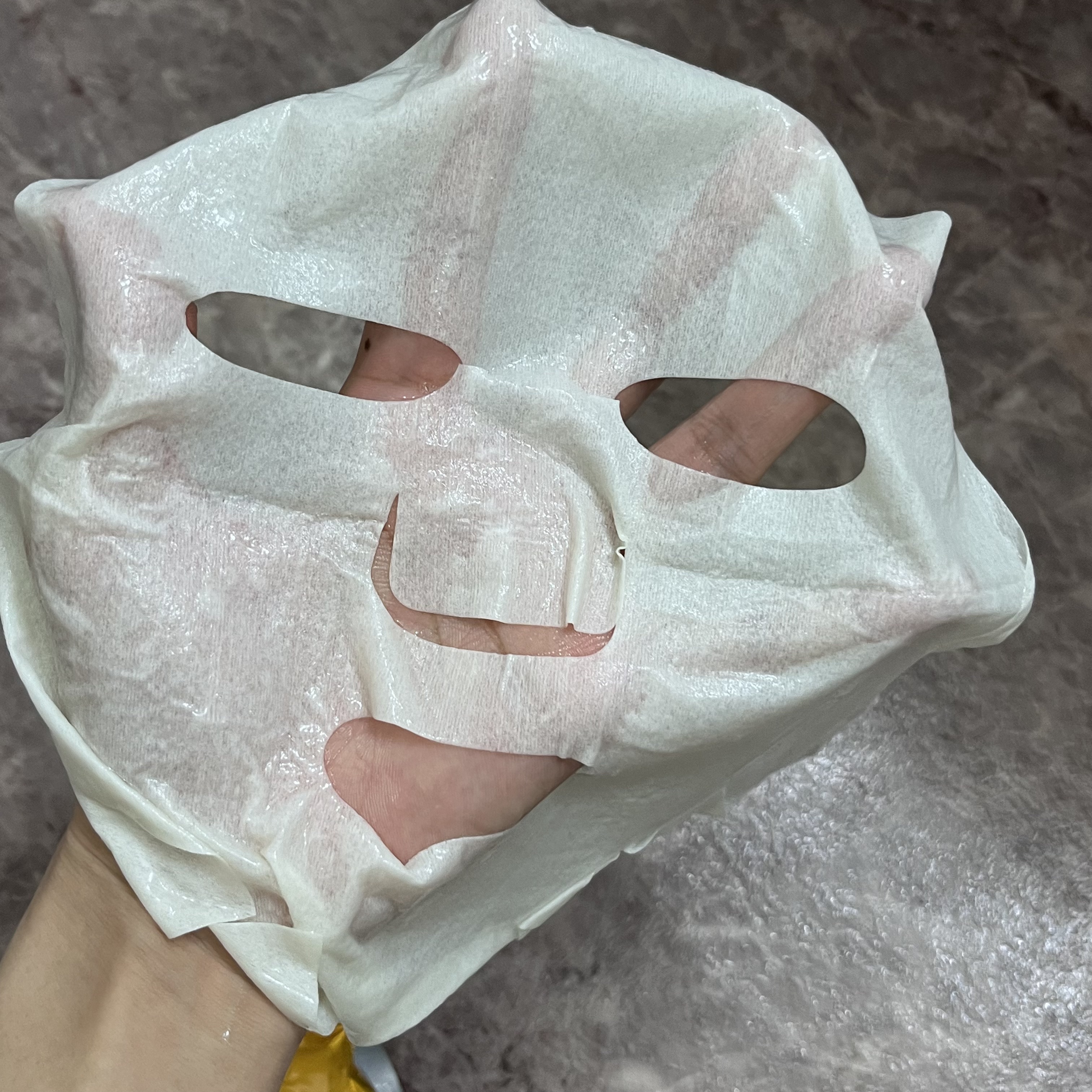 オルフェス イエローエッセンシャルマスク/ALFACE+/シートマスク・パックを使ったクチコミ（3枚目）