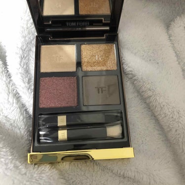 アイ カラー クォード 30 アラベスク/TOM FORD BEAUTY/アイシャドウパレットを使ったクチコミ（1枚目）