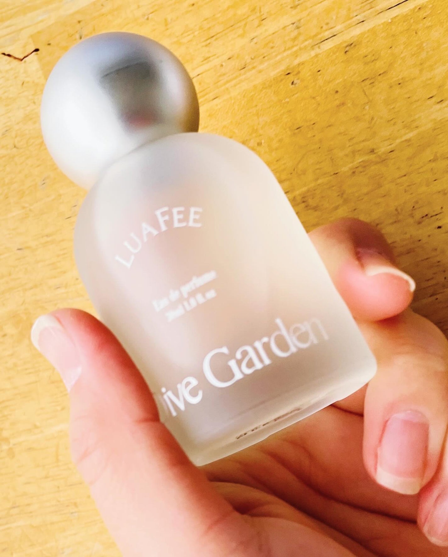 まなみ on LIPS 「@luafee_jp様よりこの度ご縁がありダイブガーデンパフュ..」(2枚目)