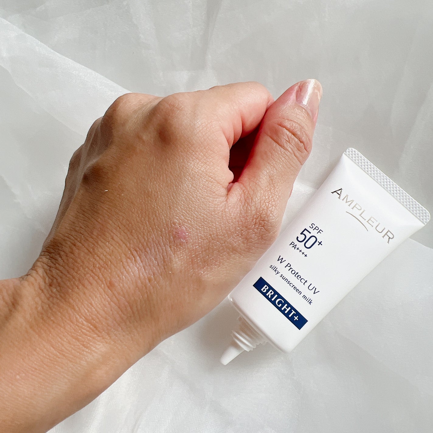 アンプルール WプロテクトUV ブライト+/アンプルール/日焼け止めミルクを使ったクチコミ(4枚目)