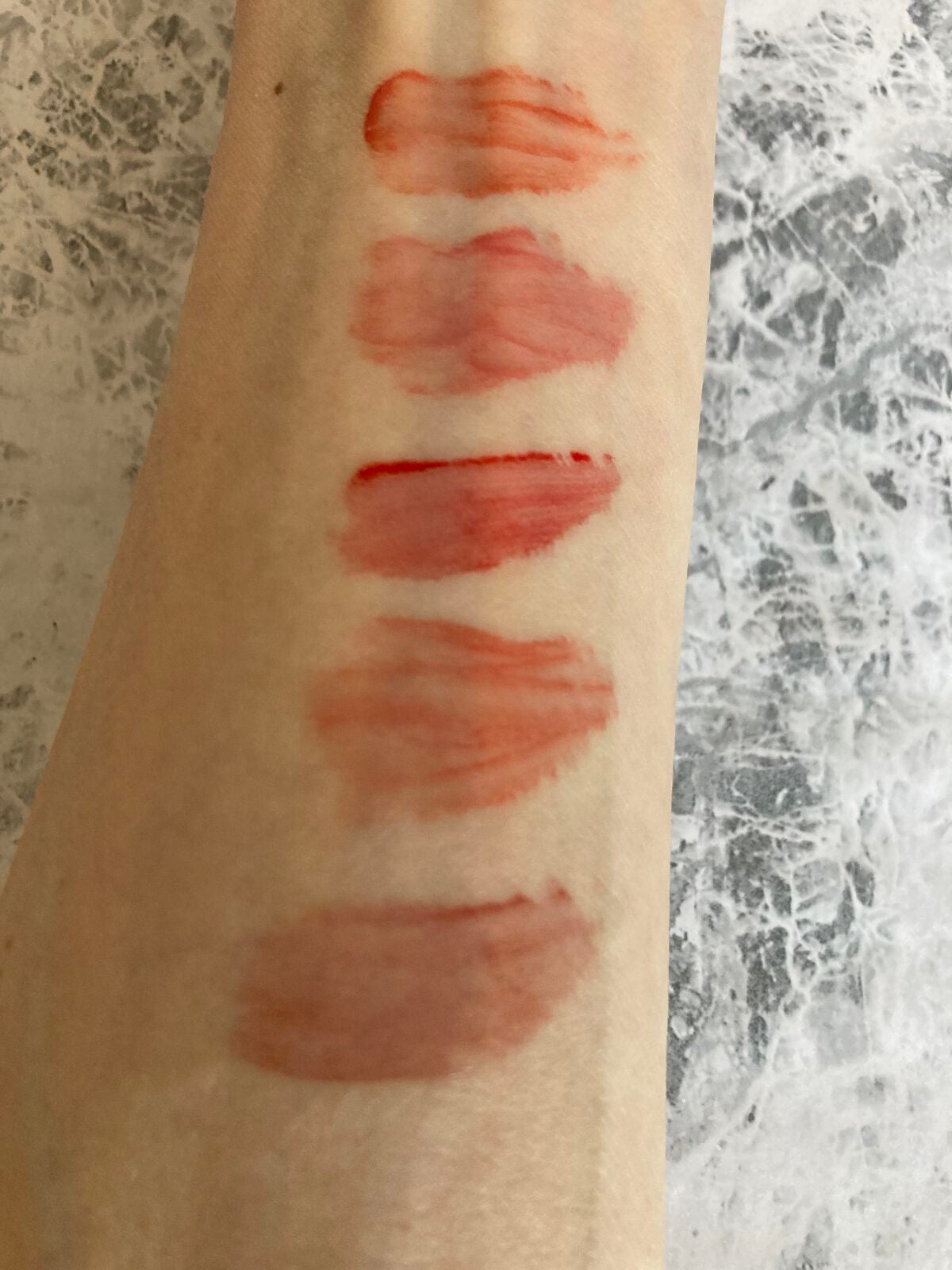 グロウ フィクシングティント/ETUDE/リップティントを使ったクチコミ(5枚目)