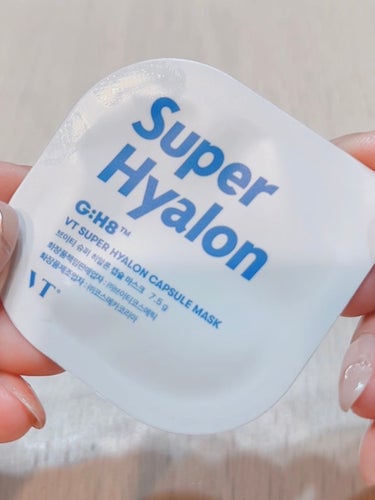 VT スーパーヒアルロン カプセルマスクのクチコミ「✳︎
✳︎
✳︎
VT
スーパーヒアルロン カプセルマスク

皮脂ケアと水分チャージしてくれる.....」（2枚目）