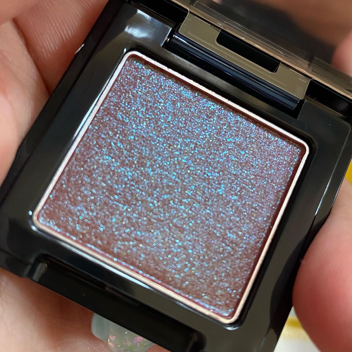 ラズル アイカラー/エレガンス ラズル /単色アイシャドウを使ったクチコミ(4枚目)