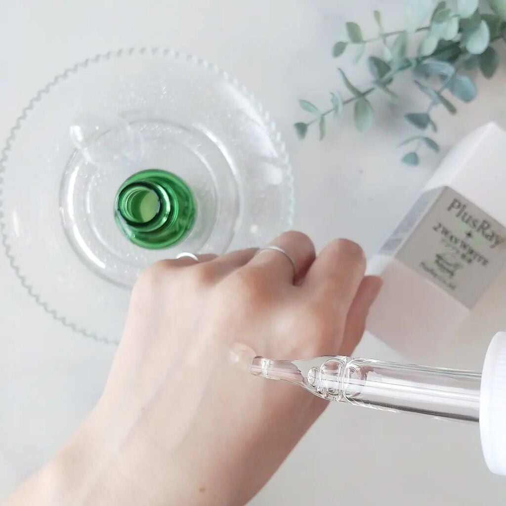 ツーウェイホワイト アンプル原液/PlusRay/美容液を使ったクチコミ(3枚目)