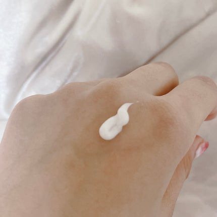 ハンドクリーム (リラクシングフラワー)/プレシャスガーデン/ハンドクリームを使ったクチコミ(4枚目)