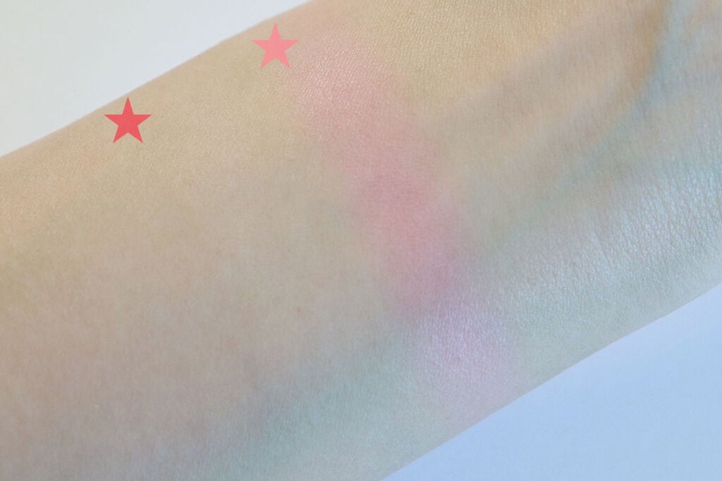 コンスピキュアス マットチークス/Amplitude/パウダーチークを使ったクチコミ(3枚目)