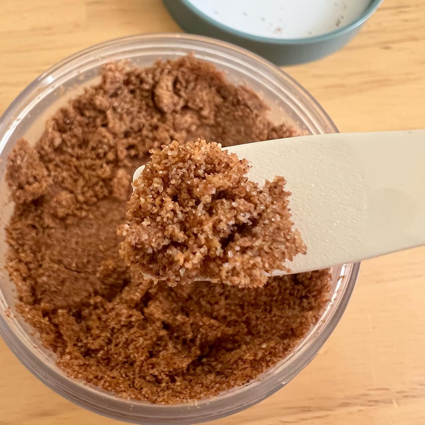 フェイススクラブ ブラッシャー VG/アーレス/スクラブ・ゴマージュを使ったクチコミ（3枚目）