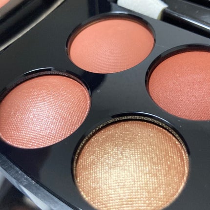 レ キャトル オンブル/CHANEL/アイシャドウパレットを使ったクチコミ(2枚目)