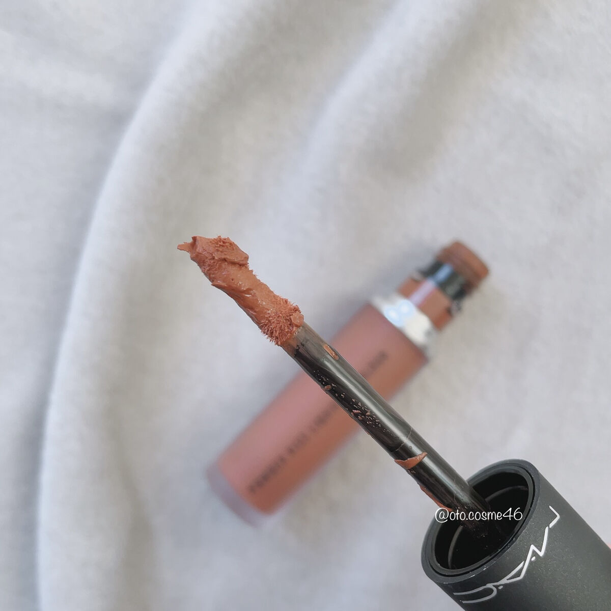 パウダー キス リキッド リップカラー インパルシブ/M・A・C/口紅を使ったクチコミ（3枚目）