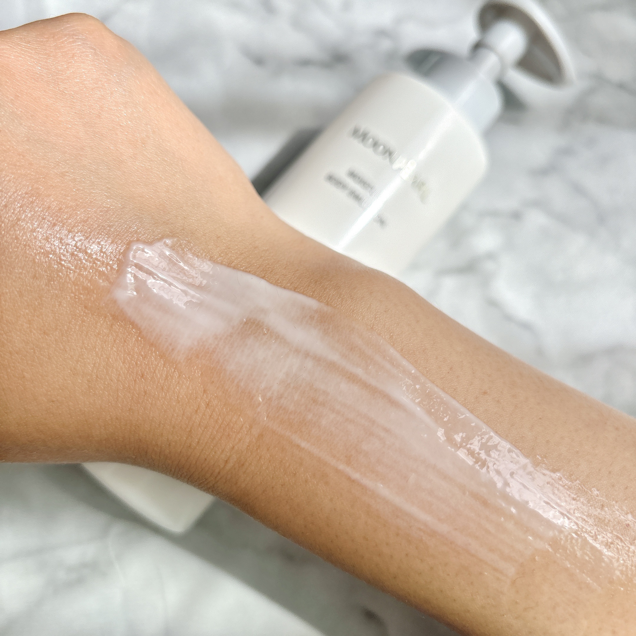 ムーンパール モイスチャー ボディエマルション/ミキモト コスメティックス/ボディローションを使ったクチコミ（3枚目）