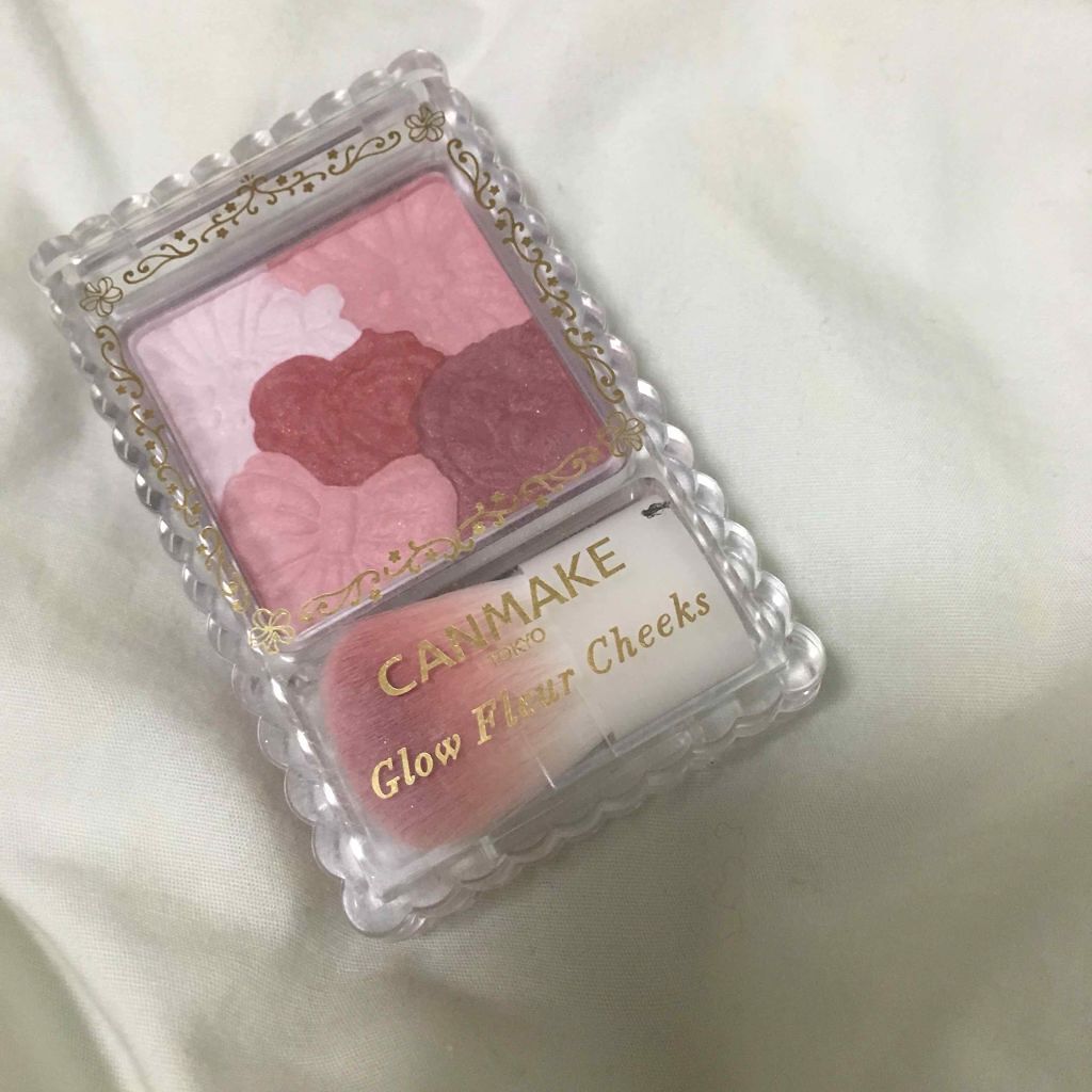 グロウフルールチークス/キャンメイク/パウダーチークを使ったクチコミ(1枚目)