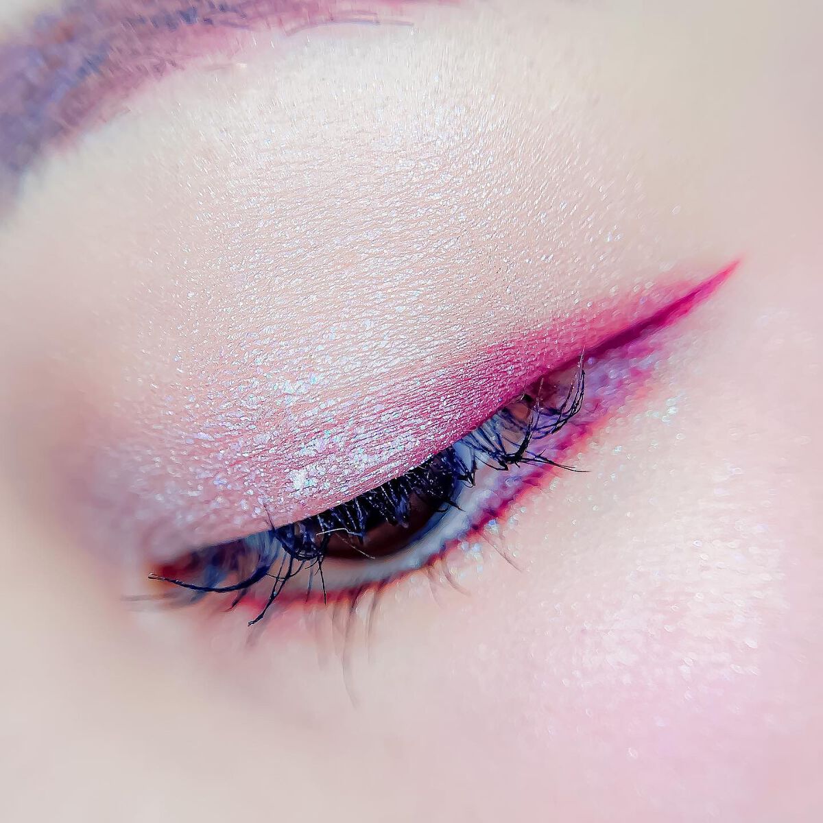 スキルレスライナー/LUMIURGLAS/リキッドアイライナーを使ったクチコミ(7枚目)