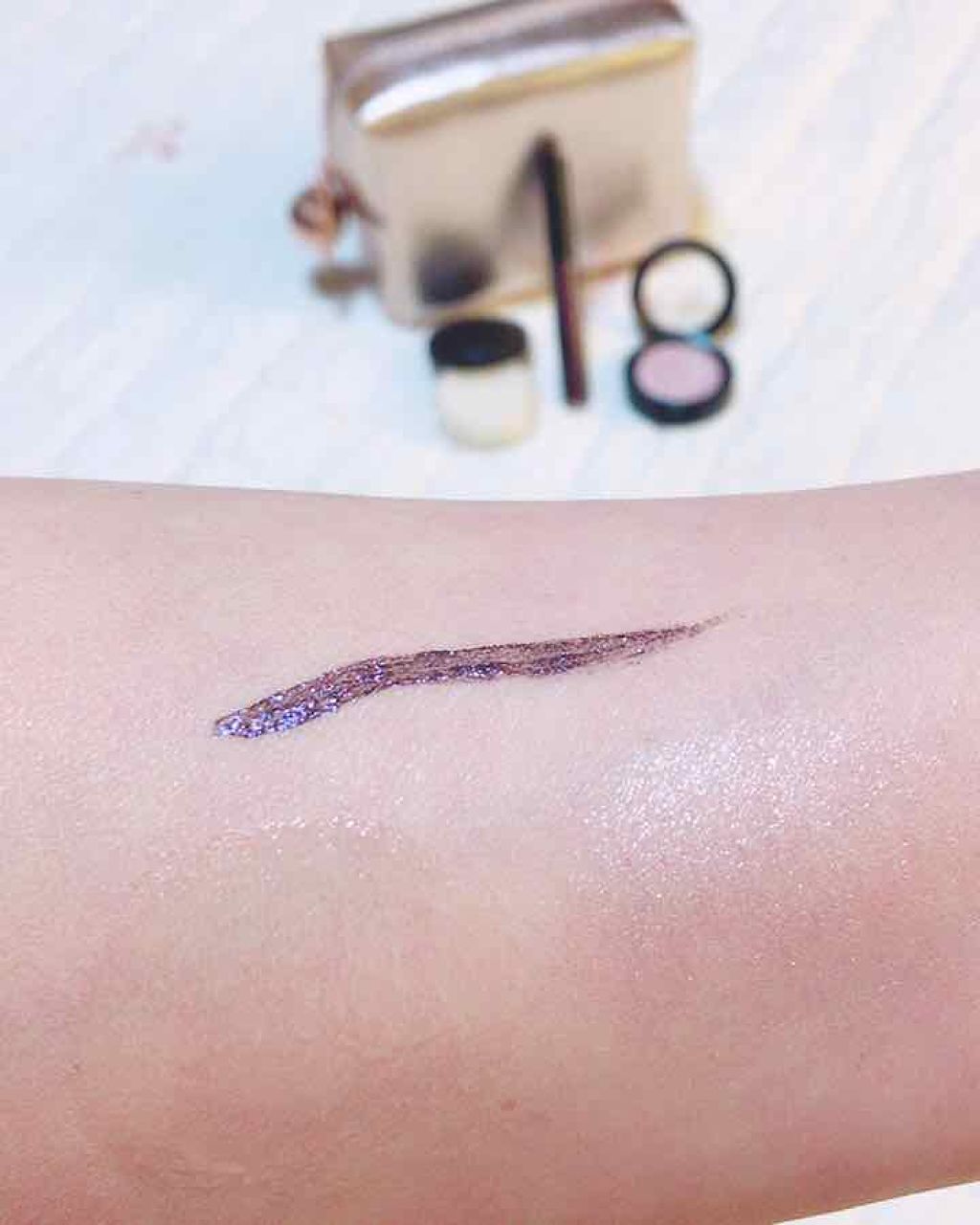 ソフト サーブ シャドウ/M・A・C/ジェル・クリームアイシャドウを使ったクチコミ（3枚目）