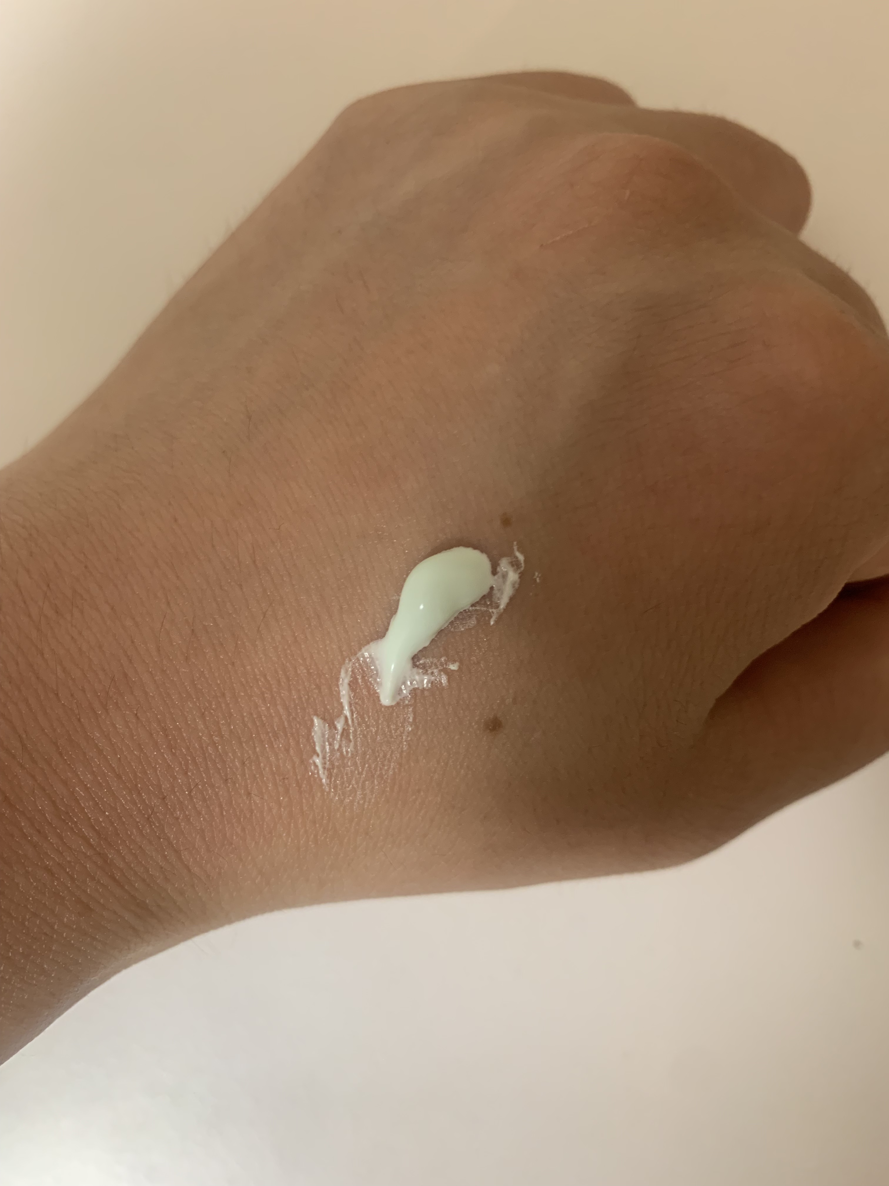 日やけ止めミルキージェル/プライムビューティー/日焼け止めジェルを使ったクチコミ（3枚目）