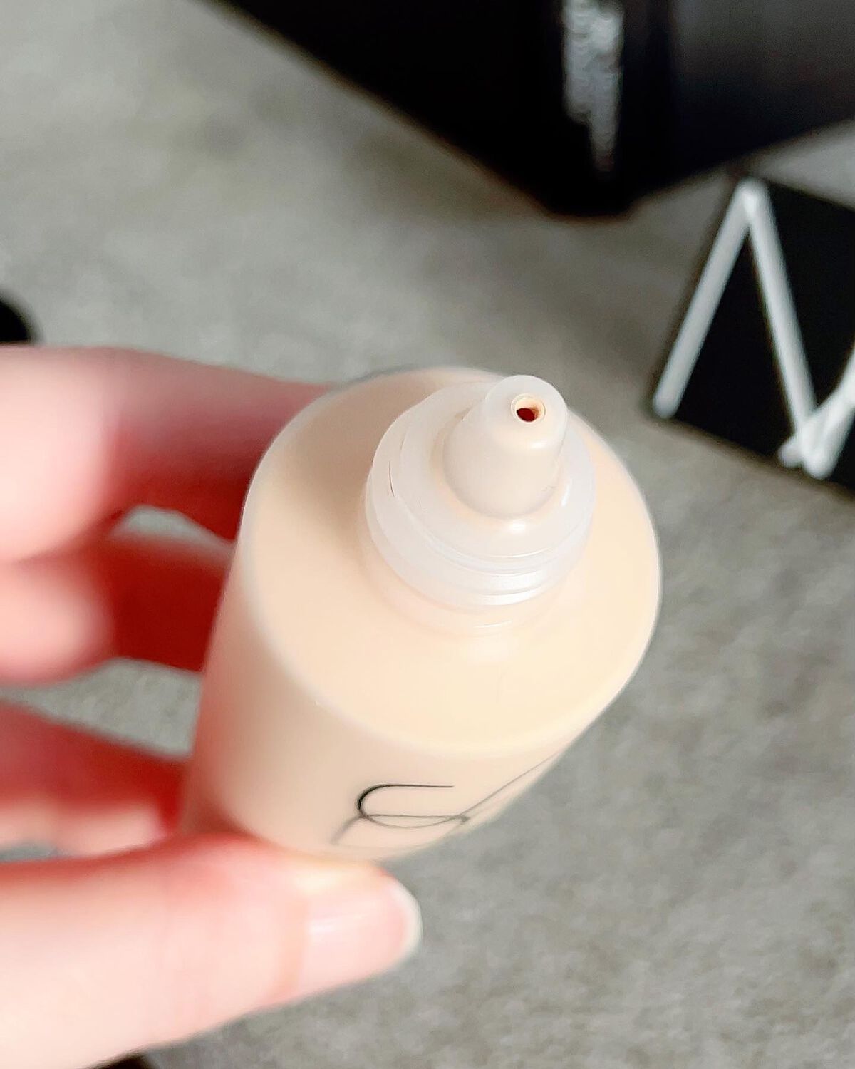 ソフトマットコンプリート ファンデーション/NARS/リキッドファンデーションを使ったクチコミ(5枚目)